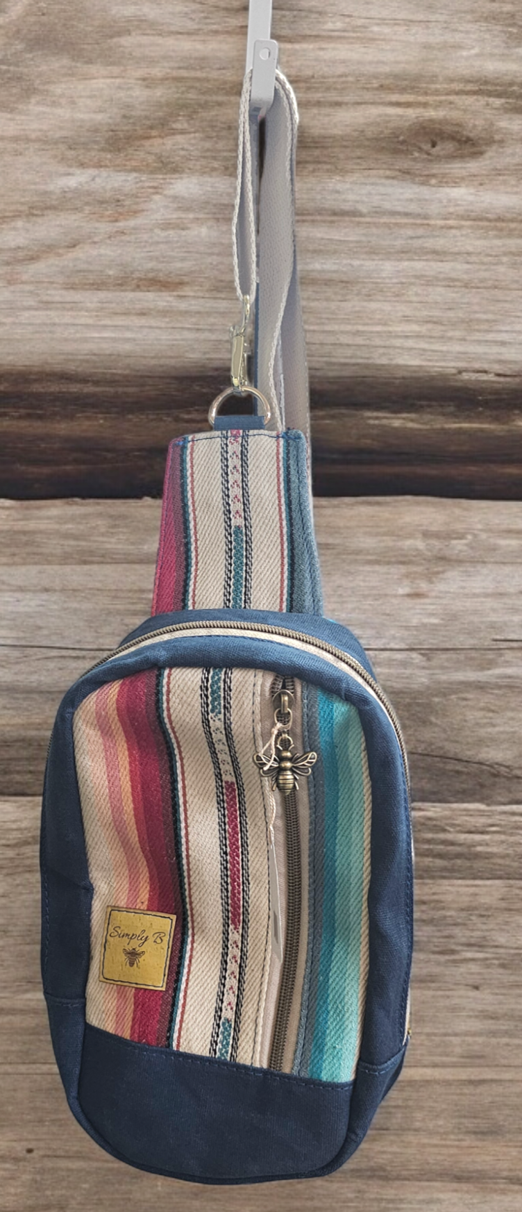Simply B: Medium Sling Bag - Aztec