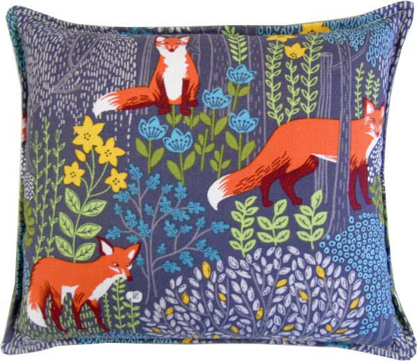 Pillow, foxes and plants design
